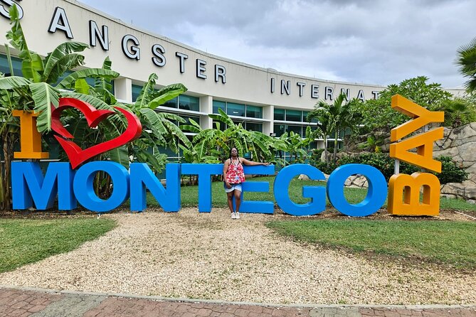 Private Transfer From Montego Bay Airport to Hotels in MontegoBay - What the 15 to 20 minute drive is like