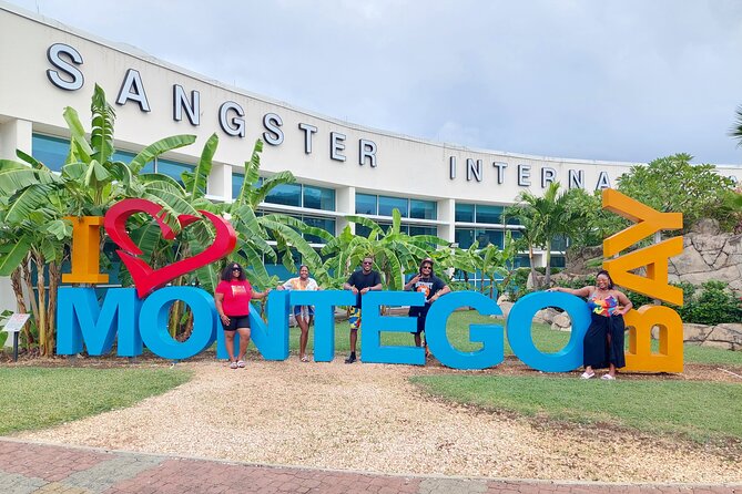 Private Transfer From Montego Bay Airport to Hotels in MontegoBay - Why private transport can be worth $20 per person