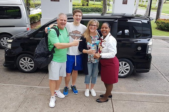 Private Transfer from Montego Bay Hotels to Ocho Rios Hotels - Who will get the most from this transfer