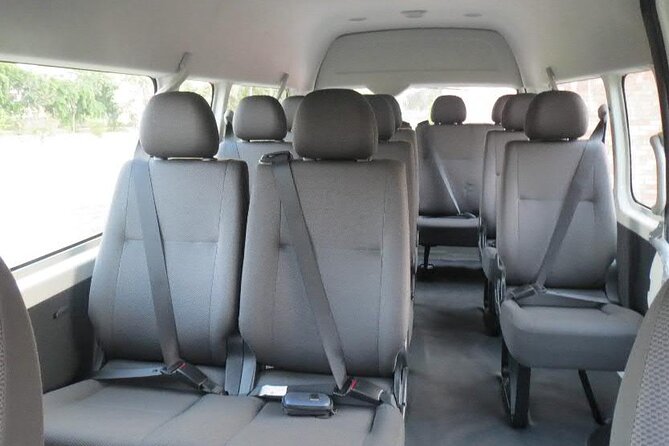 Private Transfer from Montego Bay Hotels to Ocho Rios Hotels - How to make the two-hour ride easier