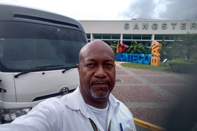 Private Transfer from Negril to Sangster Airport (MBJ) - Key points at a glance