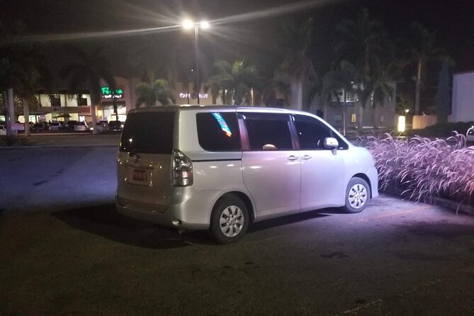 Private-Transfers from MBJ Airport to Montego Bay area hotels - What the driver and vehicle add