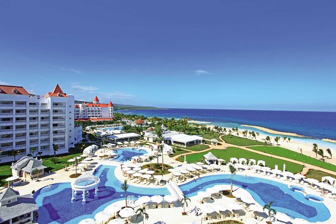 Private Transfers from Montego Bay Airport to Runaway Bay Hotels - A private ride makes the most sense for families and groups