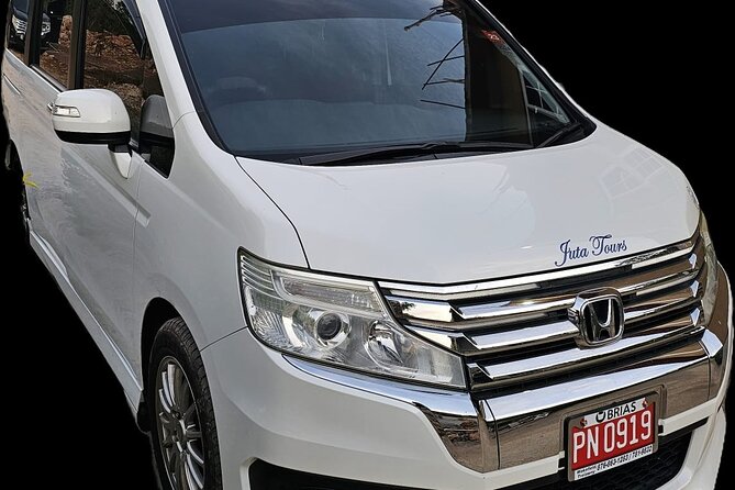 Private Transport and Airport Transfer in Montego Bay - A calm start outside Montego Bay airport