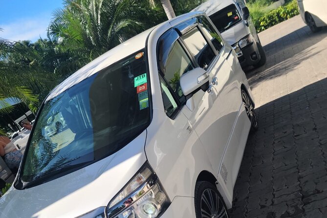 Private transportation to resorts in Negril, Montego Bay,Trelawny - Meeting your driver at Sangster International Airport