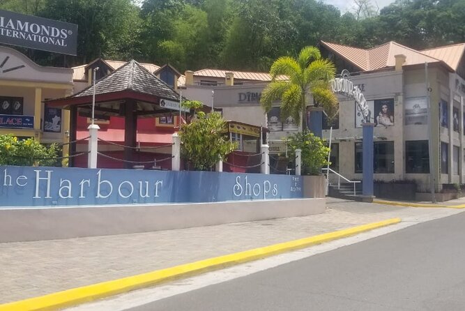 Private White River Bamboo Rafting & Limestone Massage Ocho Rios - Shopping, souvenirs, and the less peaceful side of the river