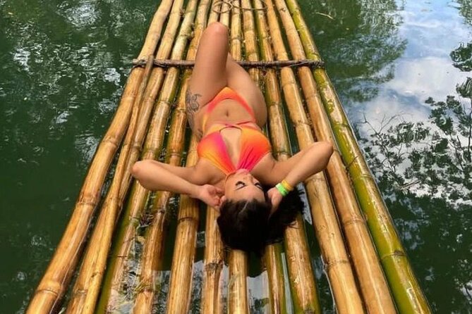 Rafting and Shopping from Riu Ocho Rios - Reading the Rio Nuevo from a bamboo raft