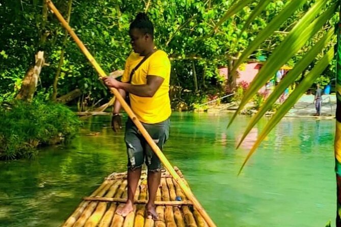 Rafting and Shopping in Ocho Rios - What the drivers add to the day
