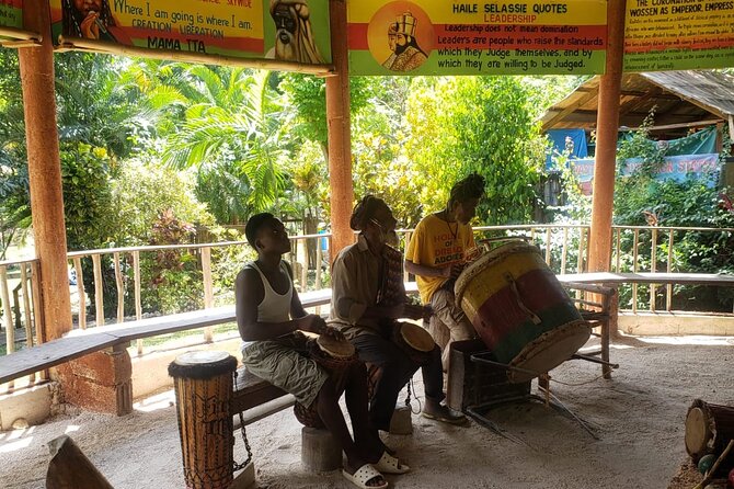 Rastafari Indigenous Village Tour - Congo drumming and chanting for 30 minutes