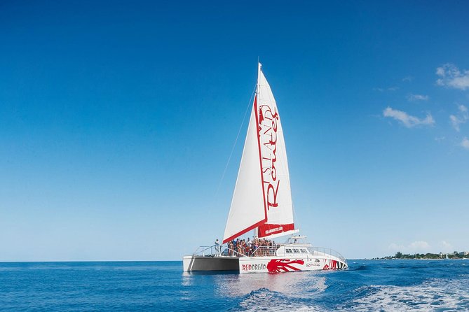 Reggae Catamaran and Snorkeling Open Bar Cruise Montego Bay - Who will enjoy this catamaran most?