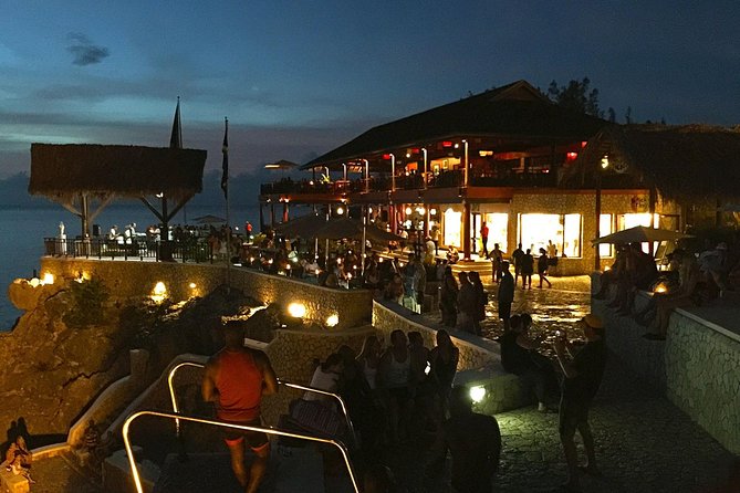 Rick's Café and Seven Mile Beach Private Tour - From Montego Bay to Negril’s famous west coast