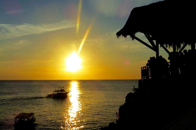 Rick's Café and Seven Mile Beach Private Tour - My recommendation for booking