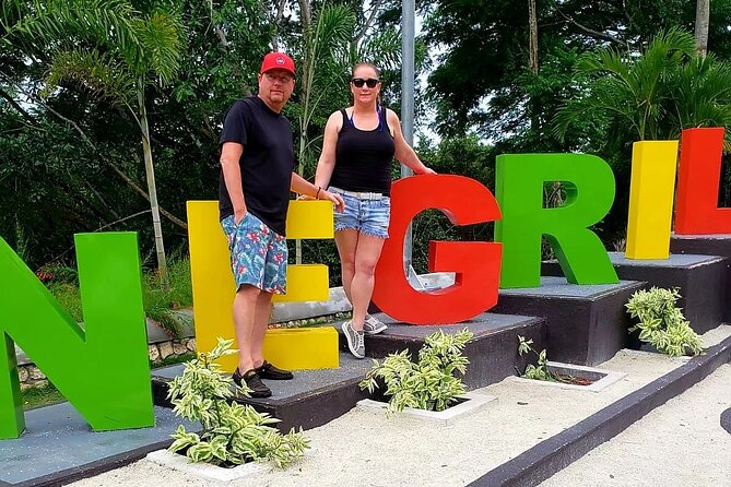 Ricks Cafe and Negril Seven Miles Beach Irie Tour - What the $35 price really covers