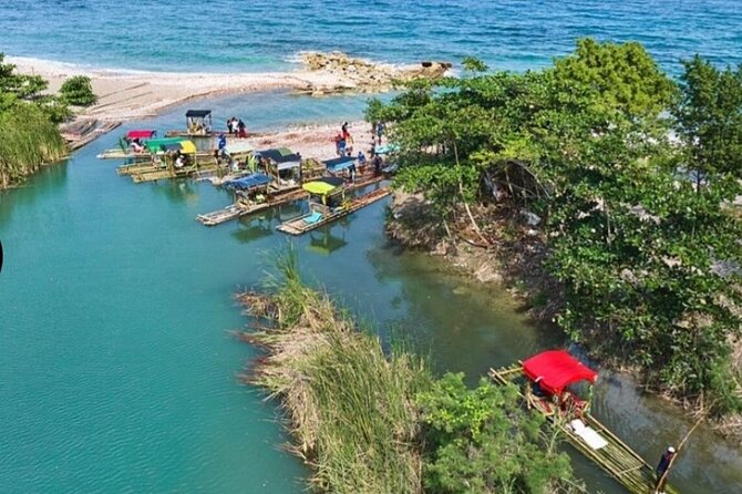 Rio Nuevo Village Rafting - Transport makes the meeting point easier