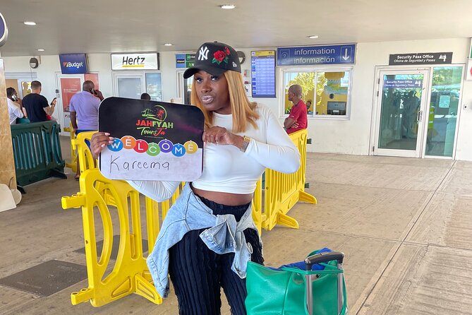 RIU Palace reggae and RIU Montego Bay private airport transfers - Leaving Sangster International Airport without the usual fuss