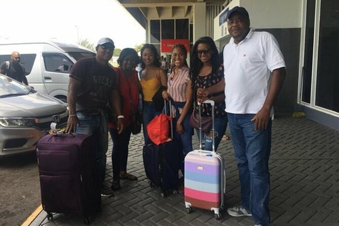 Round-trip Airport Transfer to Grand Palladium Resort & Spa - Finding your driver at Montego Bay Airport