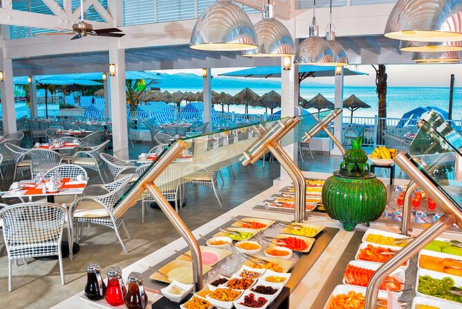 Royal Decameron Montego Bay Private Airport Transfer - Booking seven days ahead