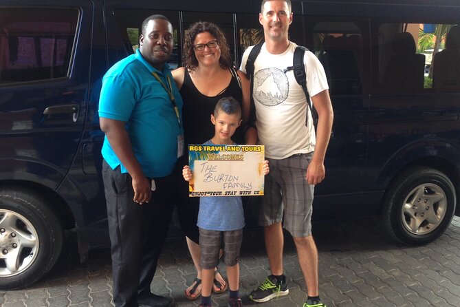 Sangster International Airport Private Transfer to Montego Bay - What the private car or minivan means for you