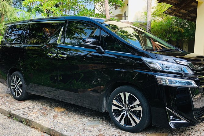 Secret Wild Orchid Montego Bay Private Airport Transfers - Finding your driver after customs