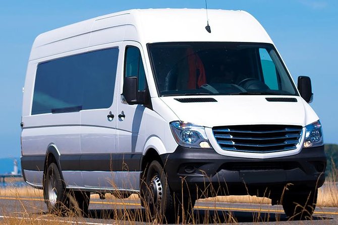 Shared Transfer: From/to Montego Bay International Airport - The people can make the ride better