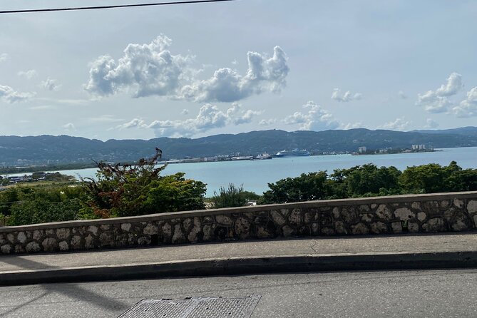 Street Executive Tours And Chauffeur Service Jamaica - Why the $75 group price can make sense