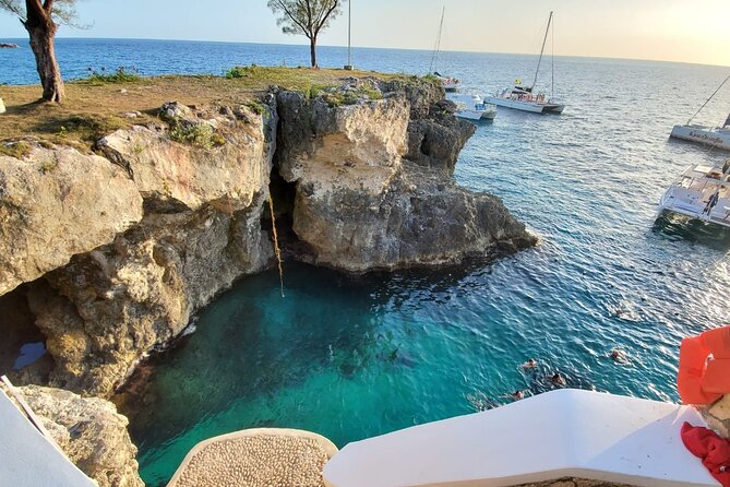 Sunset Catamaran cruise, Snorkeling and Rick's Cafe from Mobay - What to confirm before you book