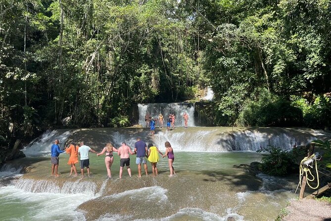 Tour to Black River and YS Falls - Floyd’s Pelican Bar: a short boat ride to an unusual stop