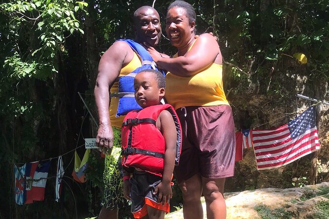 Transportation and Tour from Montego Bay to Blue Hole/Secret Falls - Blue Hole is the reason to make the trip