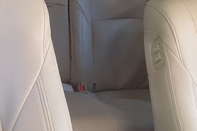 Transportation from Montego Bay to your Hotel. - The Hotel Lobby Drop-Off Keeps the Finish Simple