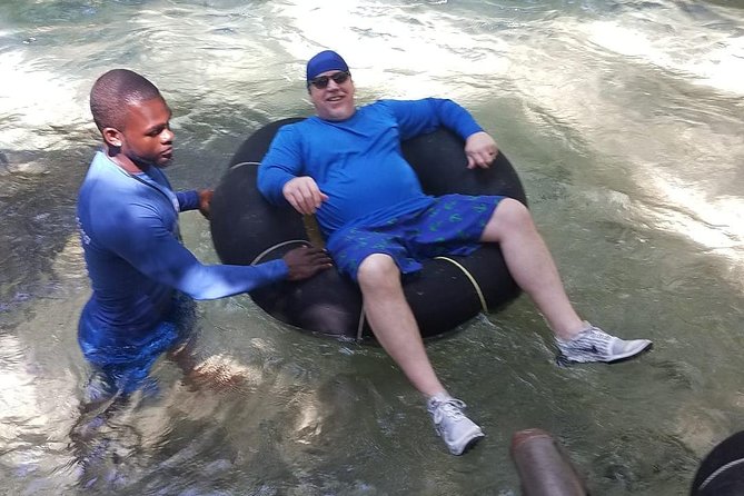 Tubing,Lunch and Shopping from Ocho Rios - Tubing the White River with guide Dwight