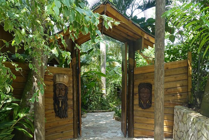 Zimbali Mountain Cooking Studio - Wine, music, and the pace of the evening